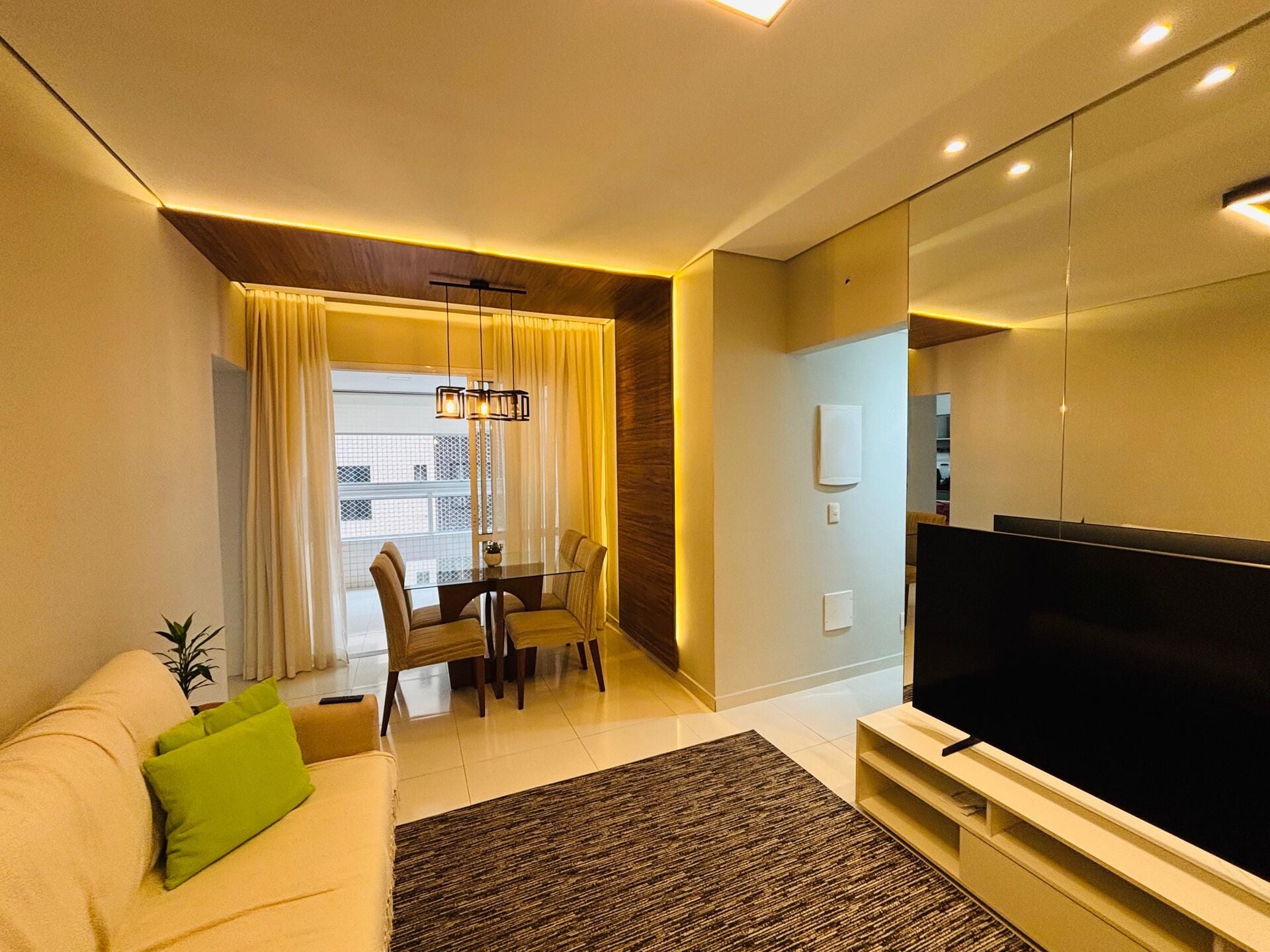 Apartamento 33 · 2 dorm. — Sala