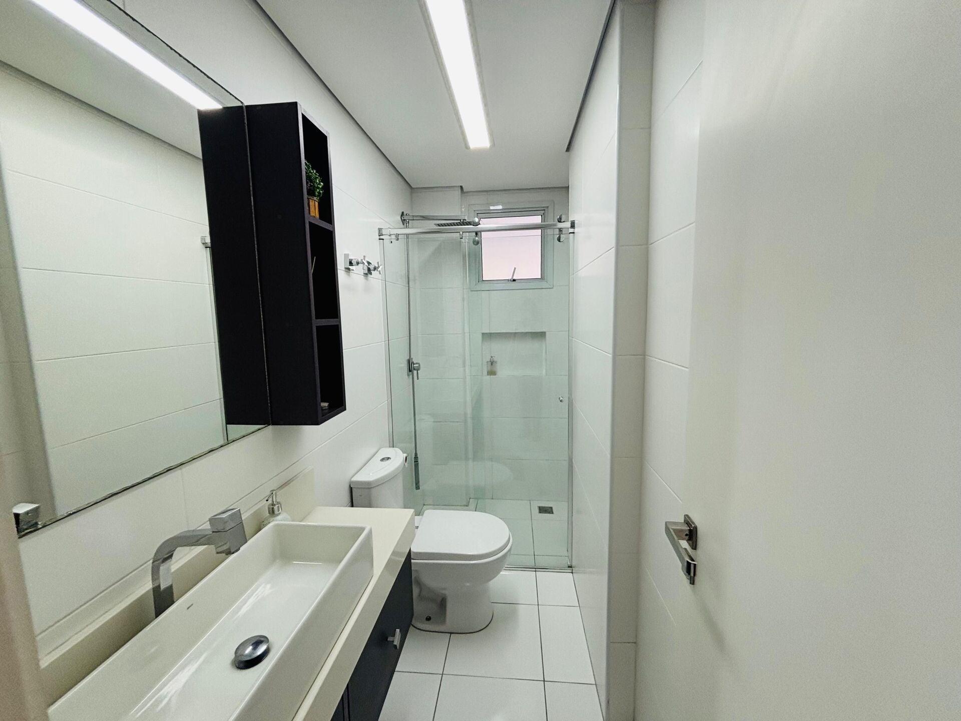 Apartamento 33 · 2 dorm. — Banheiro suite