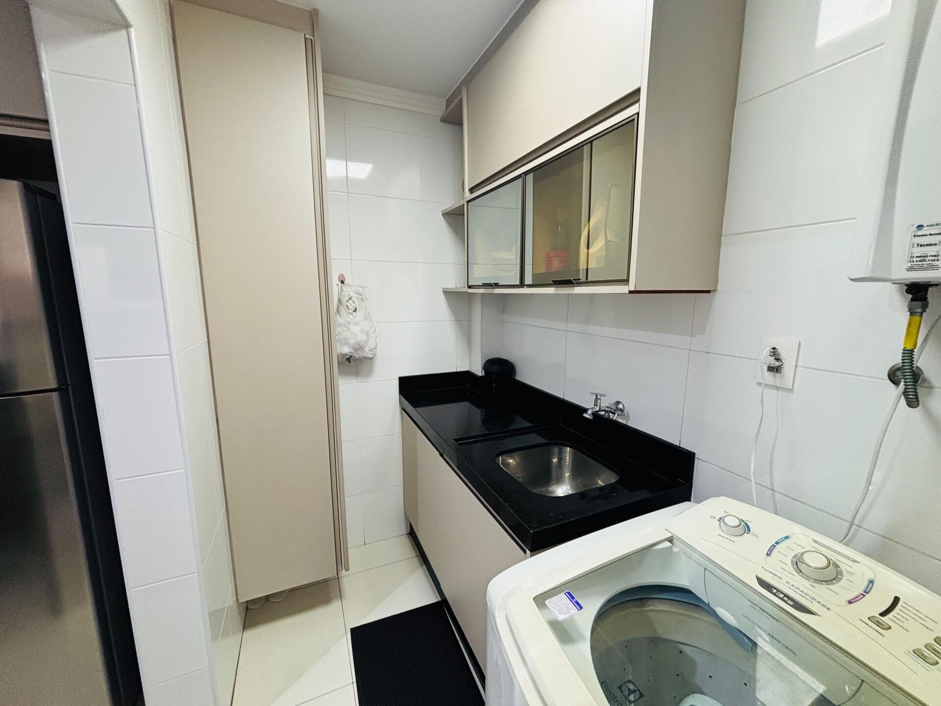 Apartamento 33 · 2 dorm. — Área de serviço