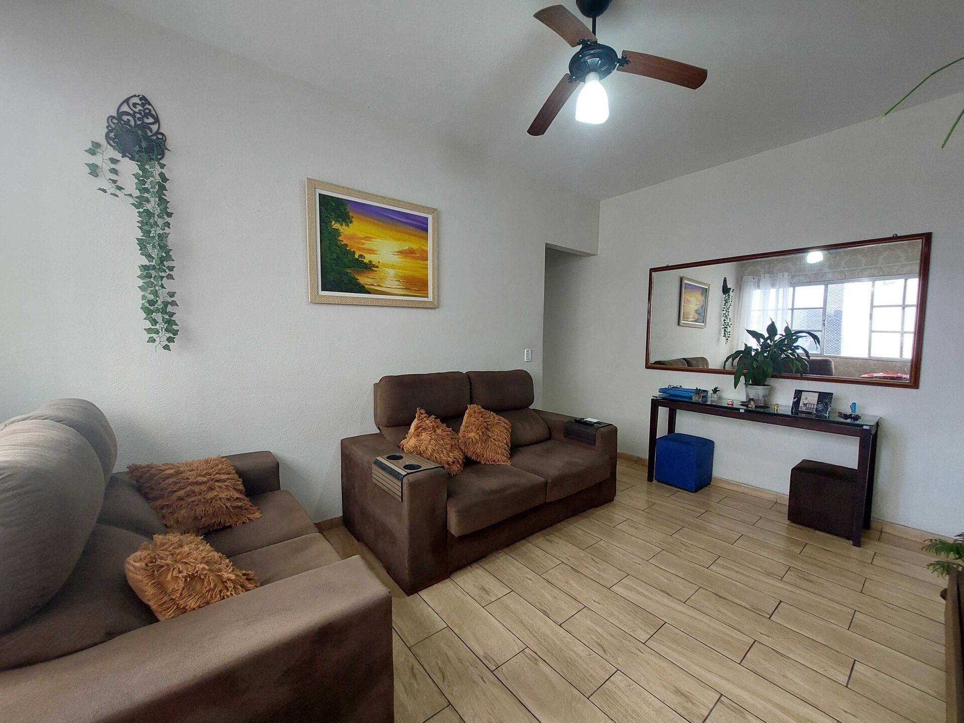 Apartamento · 2 dorm.