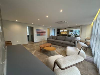 Apartamento · 3 dorm.