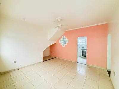 Apartamento térreo · 2 dorm.