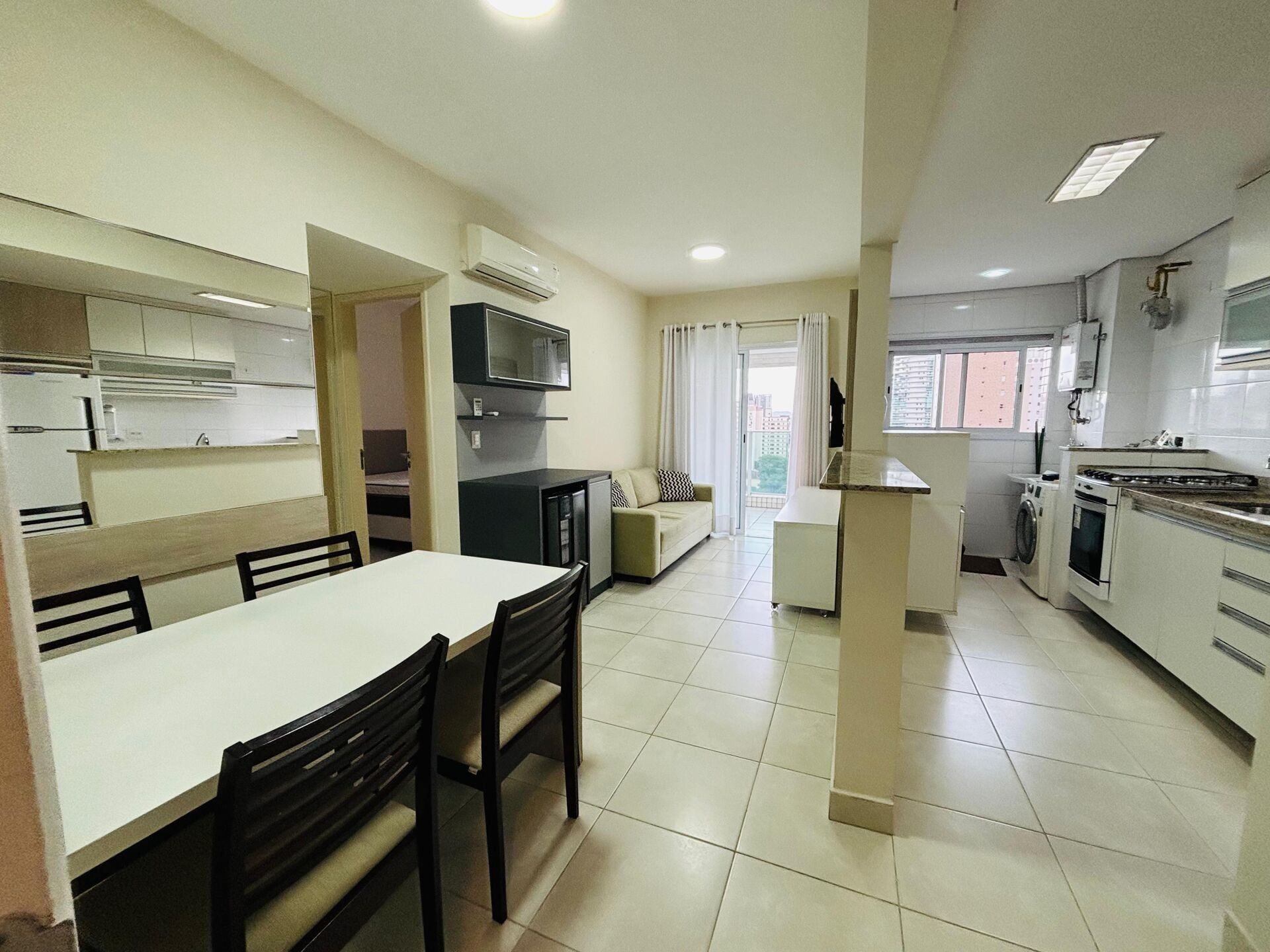 Apartamento de alto padrão · 1 dorm.