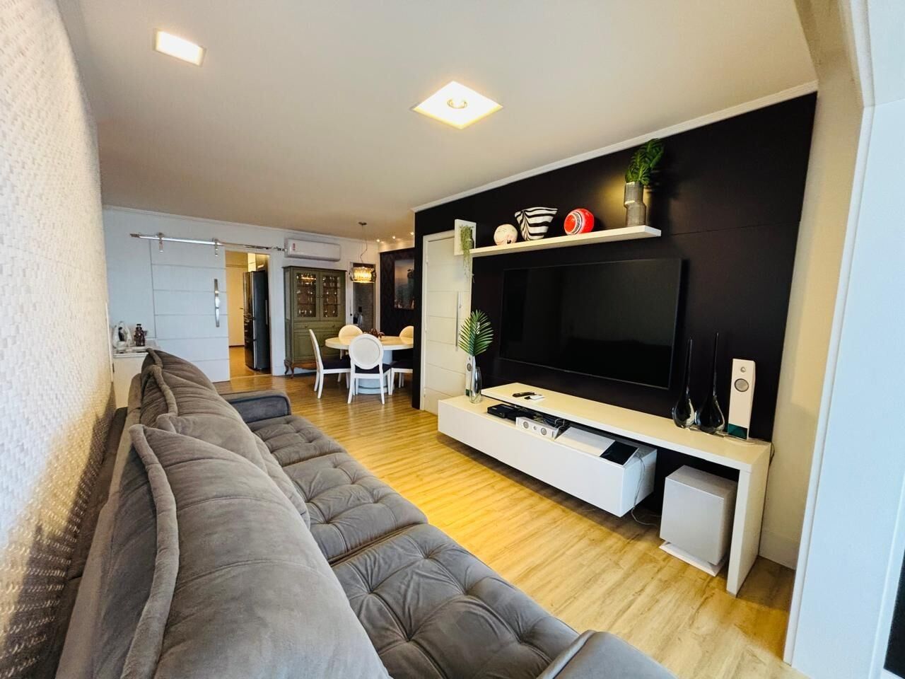 Apartamento · 3 dorm.