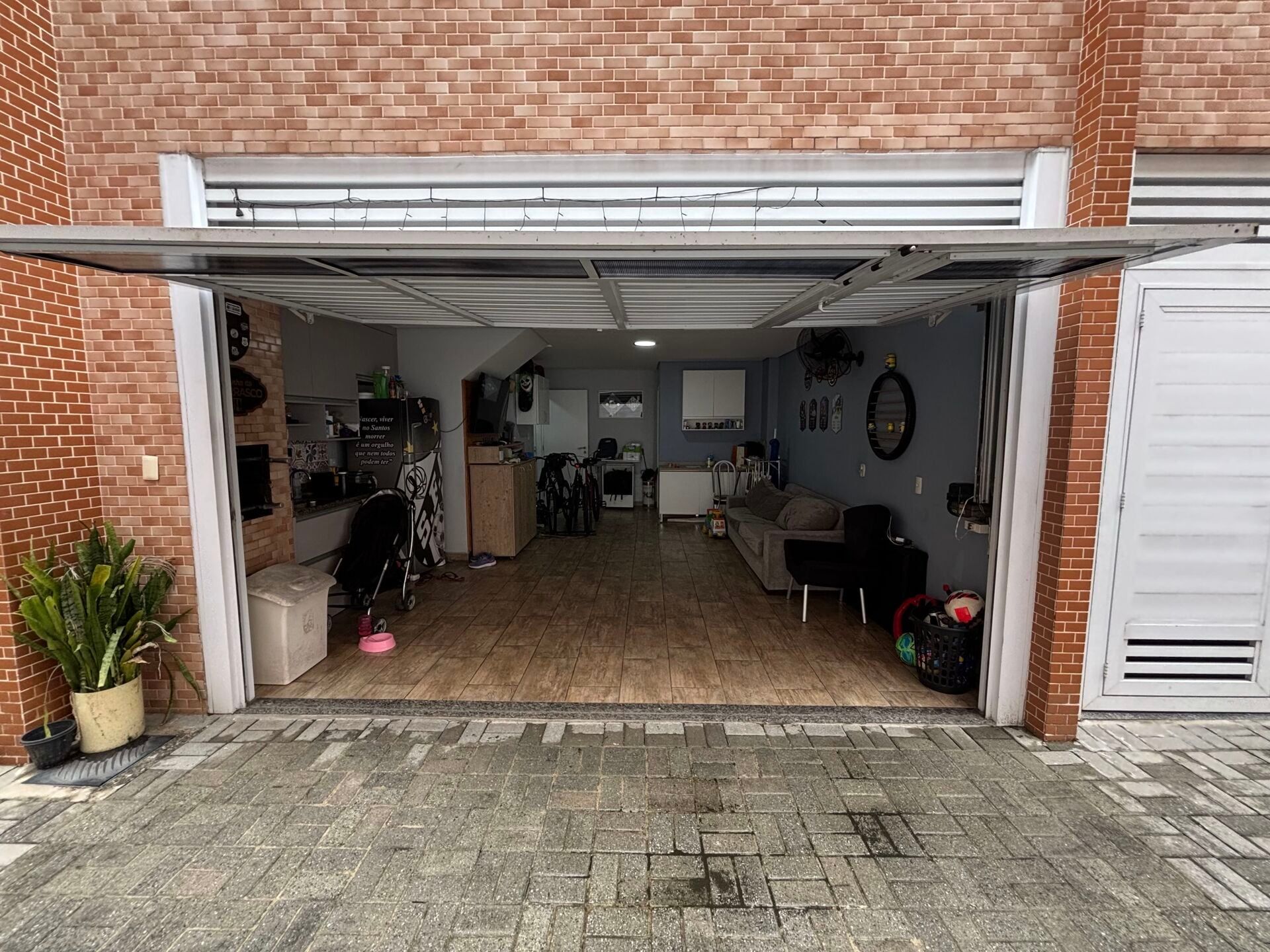 Casa em Villagio · 2 dorm. — Garagem