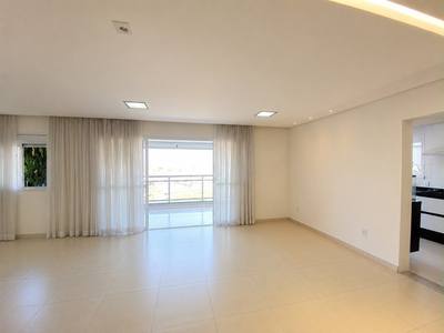 Apartamento · 4 dorm.