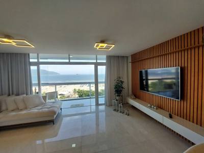 Apartamento · 3 dorm.