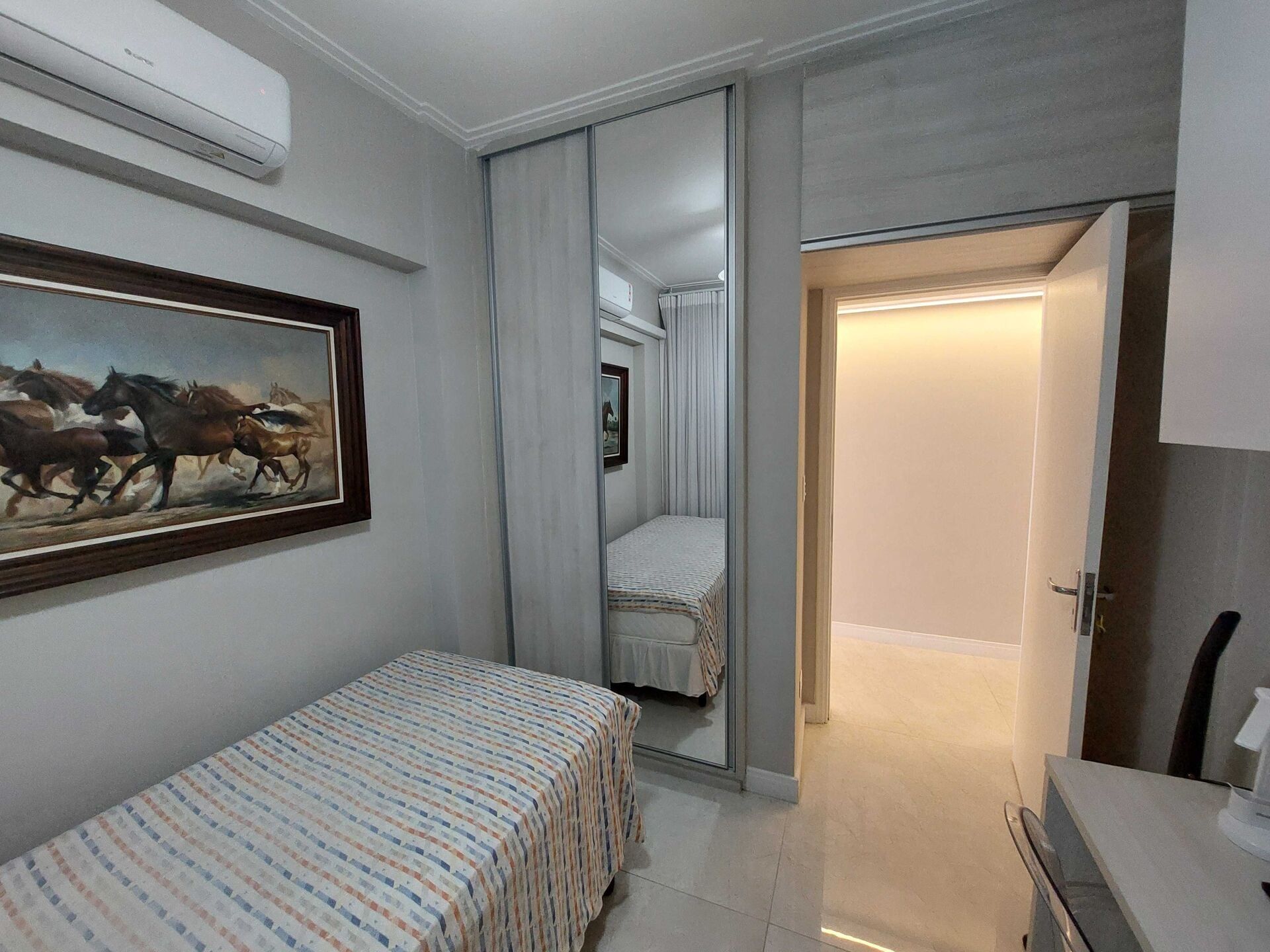 Apartamento · 3 dorm. — Quarto 2